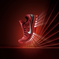 Nike Air Max+ 2013: model wyróżniający się niespotykaną dotąd elastycznością...